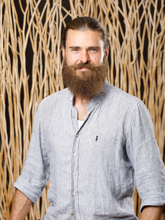 Alvaro Bueno
